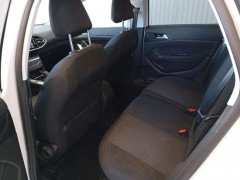 Peugeot 308 SW Allure BlueHDI 130 S&S EAT8