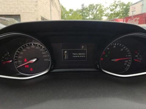 Peugeot 308 SW Allure BlueHDI 130 S&S EAT8