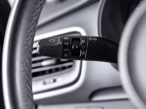 Kia Stonic 1.0 T-GDi 74kW (100CV) Concept