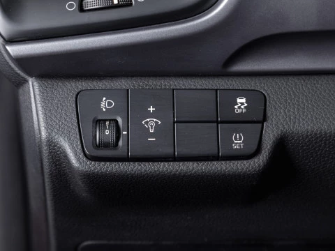 Kia Stonic 1.0 T-GDi 74kW (100CV) Concept