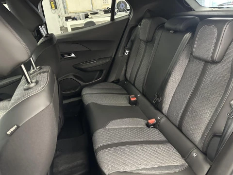 Peugeot 2008 Allure Gasolina 100 S&S 6 Vel. MAN