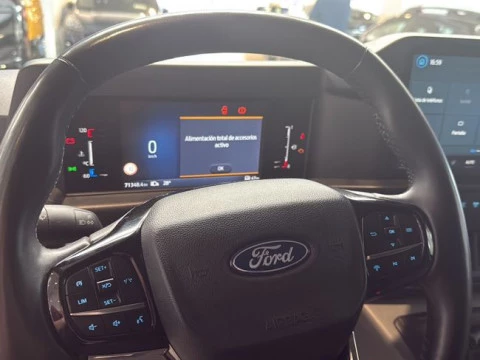 Ford Transit Custom 2.0 TDCI ECOBLUE 136 300C TREND