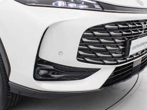 MG HS HEV 1.5 HEV EHS HYBRID+ 224 LUXURY 224 5P