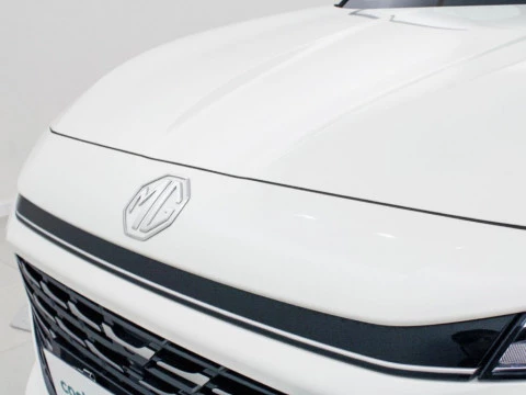 MG HS HEV 1.5 HEV EHS HYBRID+ 224 LUXURY 224 5P