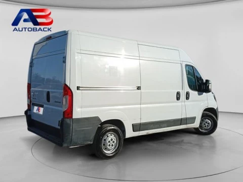 Citroën Jumper  BlueHDi 103KW (140CV) Furgón 35L2H2