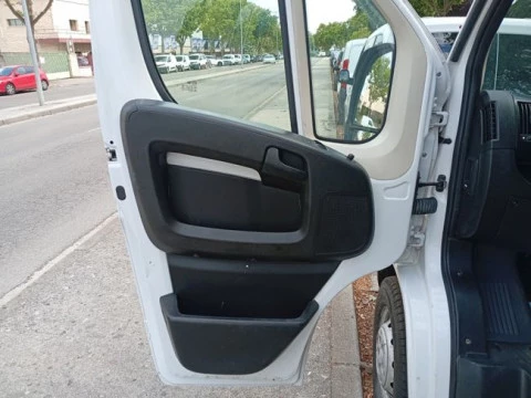 Citroën Jumper  BlueHDi 103KW (140CV) Furgón 35L2H2