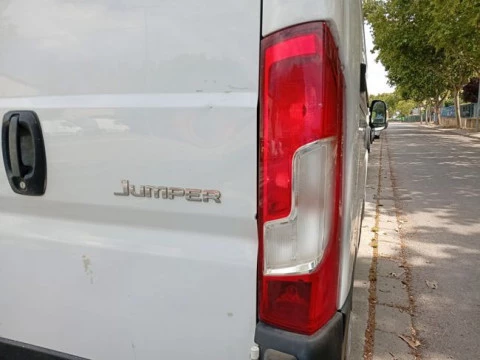 Citroën Jumper  BlueHDi 103KW (140CV) Furgón 35L2H2