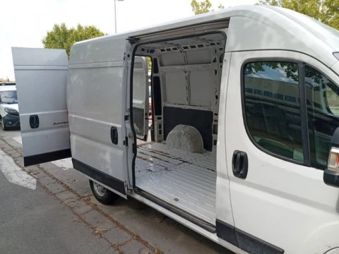 Citroën Jumper  BlueHDi 103KW (140CV) Furgón 35L2H2