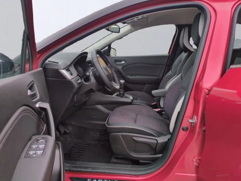 Renault Captur techno TCe 103 kW (140CV) GPF