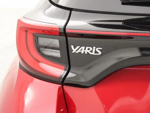 Toyota Yaris 1.5 VVT-I HYBRID STYLE PLUS 116 5P