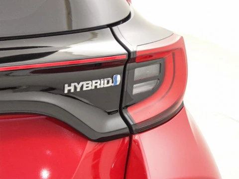 Toyota Yaris 1.5 VVT-I HYBRID STYLE PLUS 116 5P