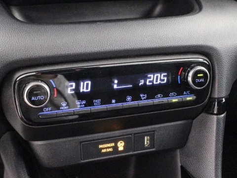 Toyota Yaris 1.5 VVT-I HYBRID STYLE PLUS 116 5P