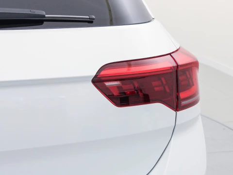 Volkswagen T-Roc 2.0 TDI R-LINE