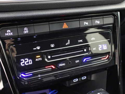 Volkswagen T-Roc 2.0 TDI R-LINE