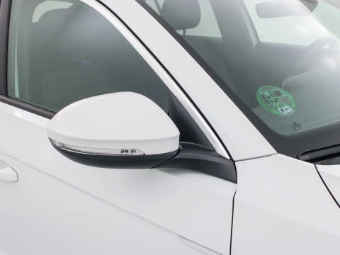 Volkswagen T-Roc 2.0 TDI R-LINE