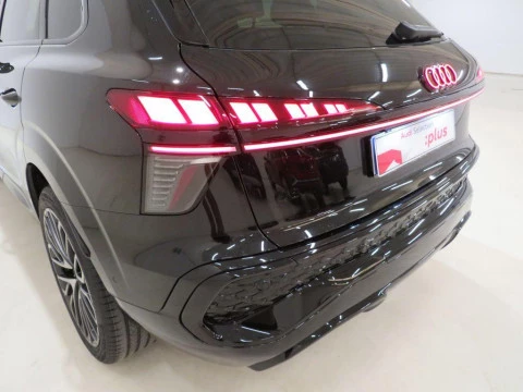 Audi Q3 Black line TFSI 110 kW (150 CV) S tronic