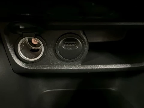 Peugeot 2008 PureTech 130 SANDS Allure 96 kW (130 CV)