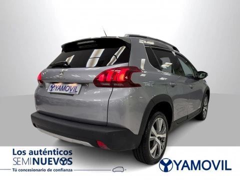 Peugeot 2008 PureTech 130 SANDS Allure 96 kW (130 CV)