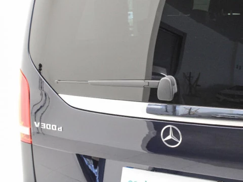 Mercedes-Benz Clase V V 300D AVANTGARDE LONG 239CV 5P