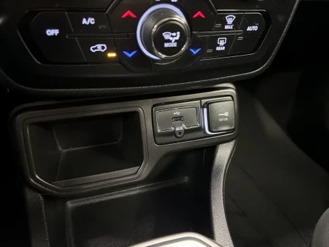 Jeep Renegade 1.6 Multijet Limited 4x2 DDCT 88 kW (120 CV)