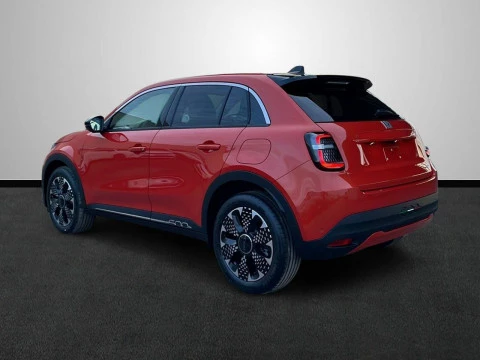 Fiat 600 600e La prima 54kwh 115kw (156cv)