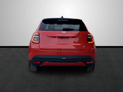 Fiat 600 600e La prima 54kwh 115kw (156cv)