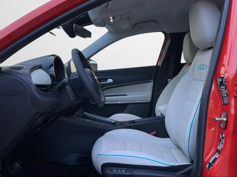 Fiat 600 600e La prima 54kwh 115kw (156cv)