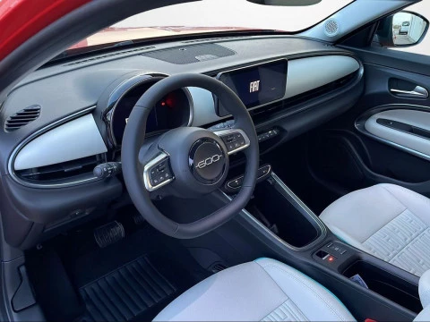 Fiat 600 600e La prima 54kwh 115kw (156cv)