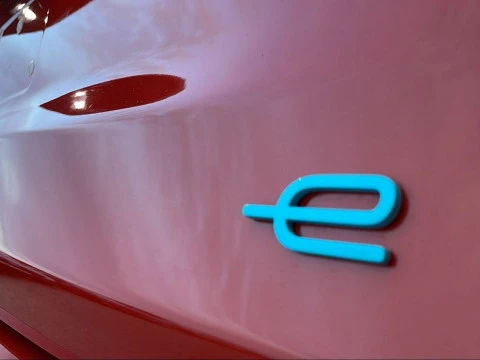 Fiat 600 600e La prima 54kwh 115kw (156cv)