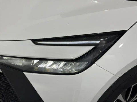 Toyota C-HR - Advance Hybrid 140