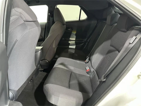 Toyota C-HR - Advance Hybrid 140