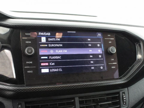 Volkswagen T-Cross 1.0 TSI 70KW ADVANCE 95 5P