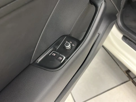 Audi A3 Ambiente Edicion especial 2.0 TDI 110 kW (150 CV)