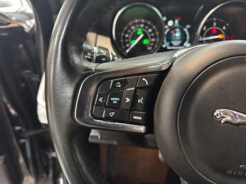 Jaguar E-Pace E-PACE D150 AWD Auto