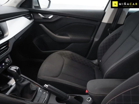 Skoda Kamiq 1.0 TSI Emotion DSG 81 kW (110 CV)