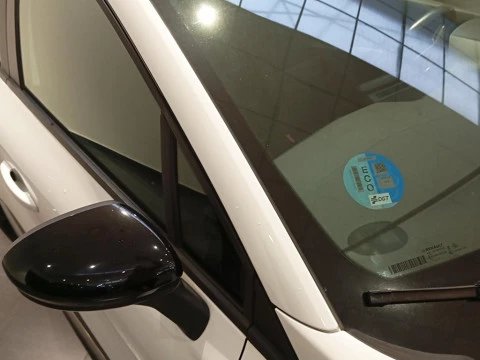 Renault Captur   TCe eco2 Energy Intens 90