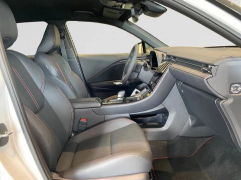 Lexus LBX 1.5 136cv HEV Emotion