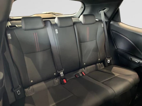 Lexus LBX 1.5 136cv HEV Emotion
