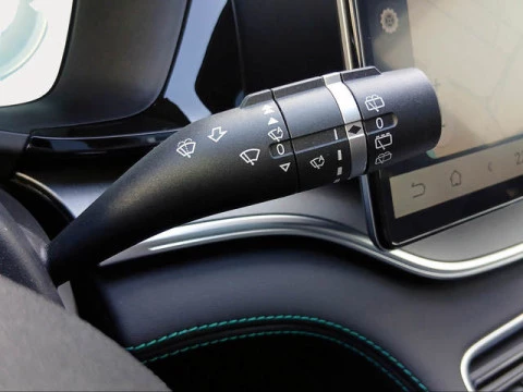 BYD SEAL U DM-i Comfort 160 kW (218 CV)