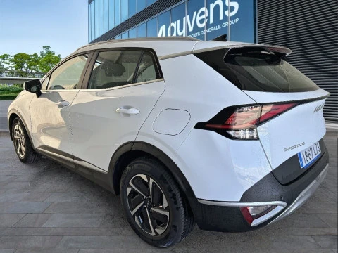 Kia Sportage 1.6 CRDi MHEV 100kW (136CV) Business 4x4