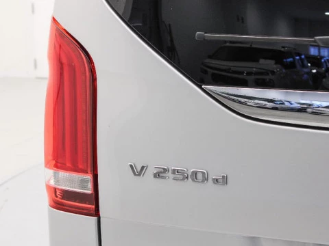 Mercedes-Benz Clase V V 250 D AVANTGARDE LONG 190CV 5P