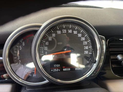 MINI COOPER 5 PUERTAS