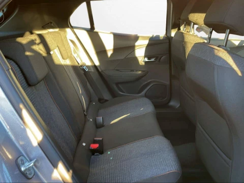 Peugeot 2008 N2008 Style Hybrid 145 eDCS6