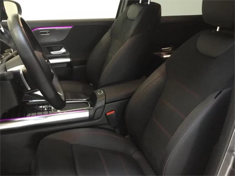 Mercedes-Benz GLA 200 D