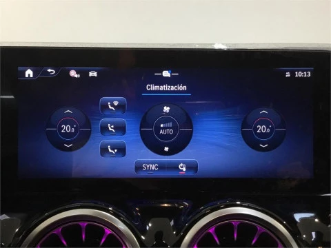 Mercedes-Benz GLA 200 D