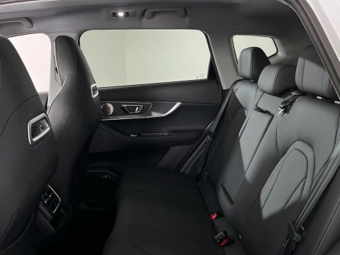 EBRO S700 1.5 TGDI PHEV Luxury E-CVT