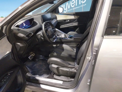 Peugeot 3008 Hybrid 300 e-EAT8 GT
