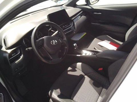 Toyota C-HR 1.8 125H Advance