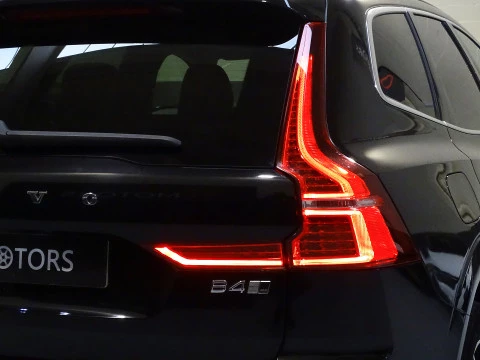 Volvo XC60 2.0 B4 D AWD Inscription Auto