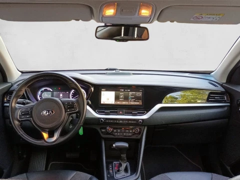 Kia Niro 1.6 GDi PHEV 104kW (141CV) Drive